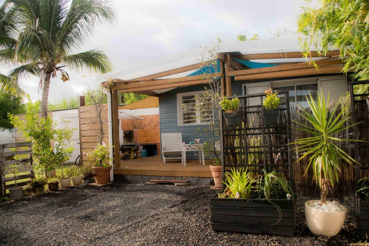 Chez Les Filles - Bungalodge Petite Île Eksteriør billede