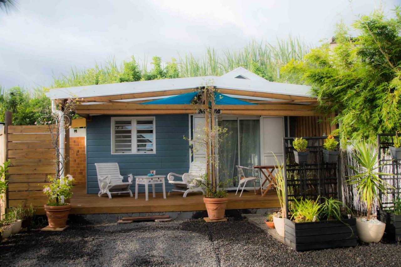 Chez Les Filles - Bungalodge Petite Île Eksteriør billede